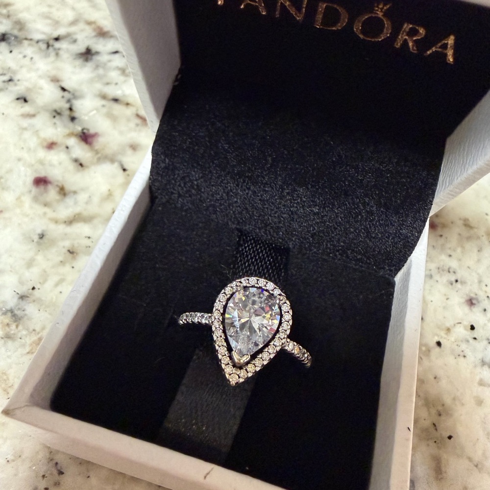 BRAND NEW- PANDORA SPARKLING PEAR HALO RING